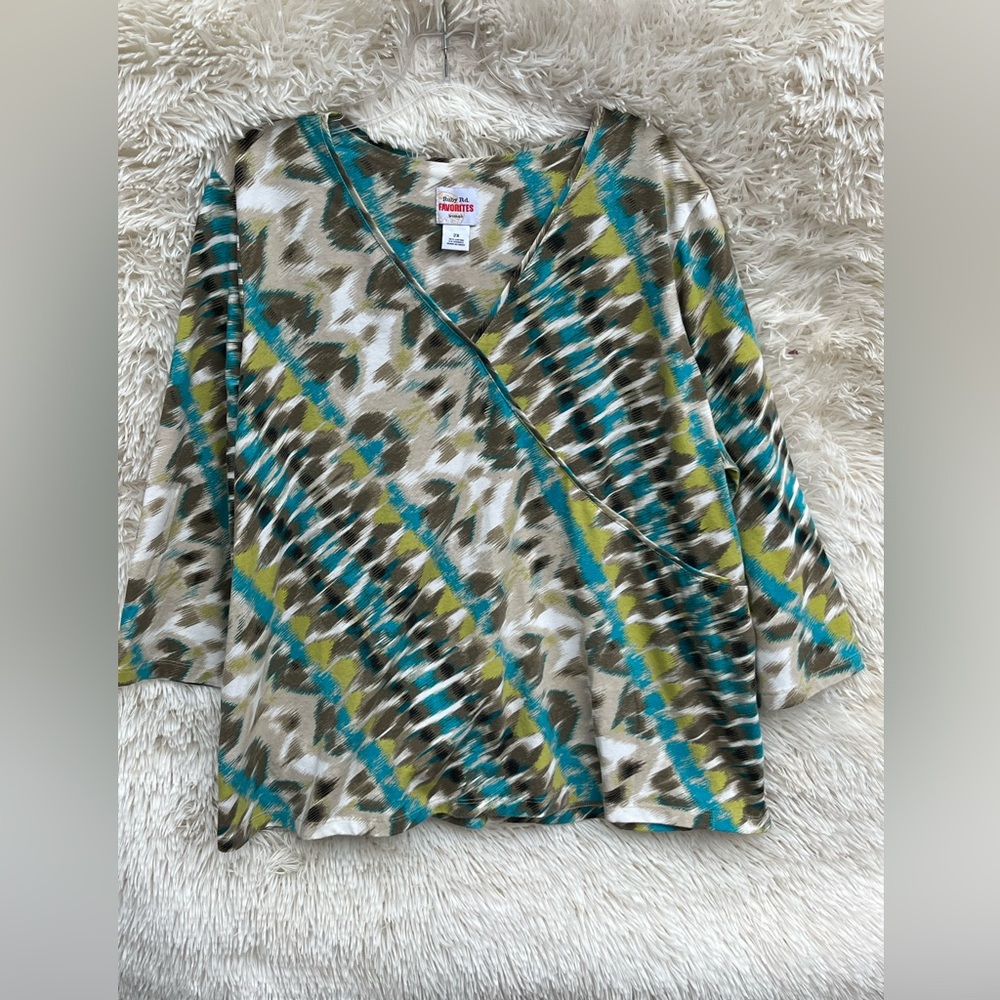 Ruby Rd. Teal, Olive & Cream Patterned V-Neck Plus size. 2X.        #53